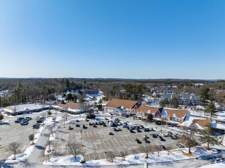 30-32 Daniel Webster Hwy, Merrimack, NH for lease - Aerial - Image 3 of 7