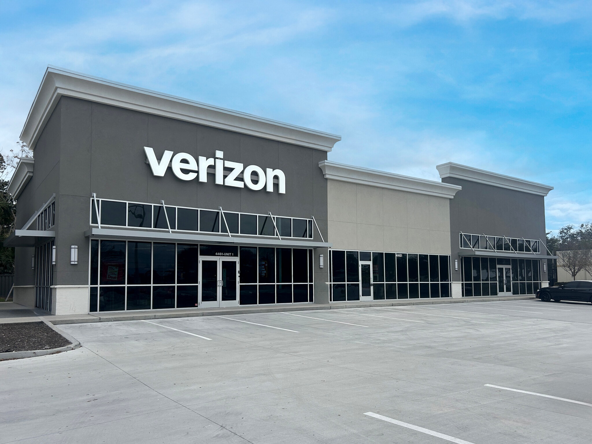 4261 Roosevelt Blvd, Jacksonville, FL for lease Primary Photo- Image 1 of 6