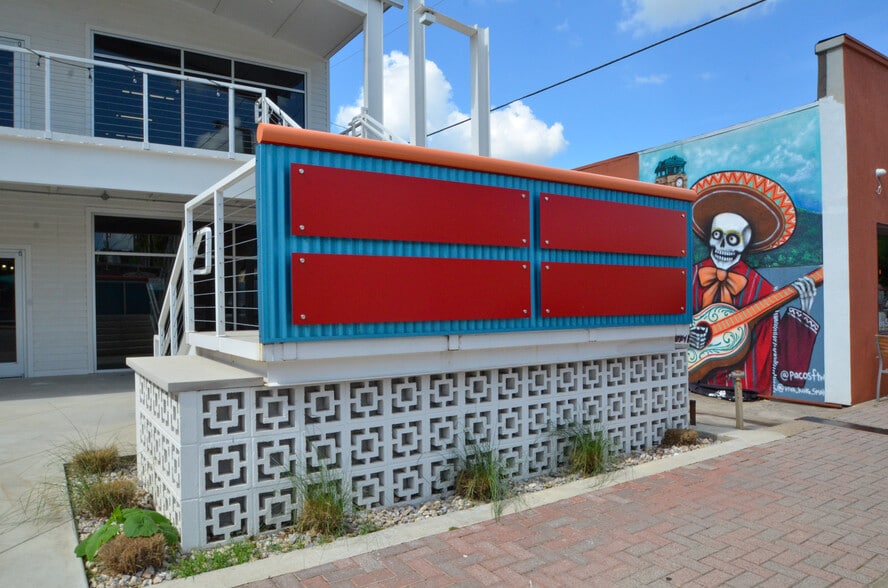 1510 W Magnolia Ave, Fort Worth, TX à louer - Photo du bâtiment - Image 3 de 15