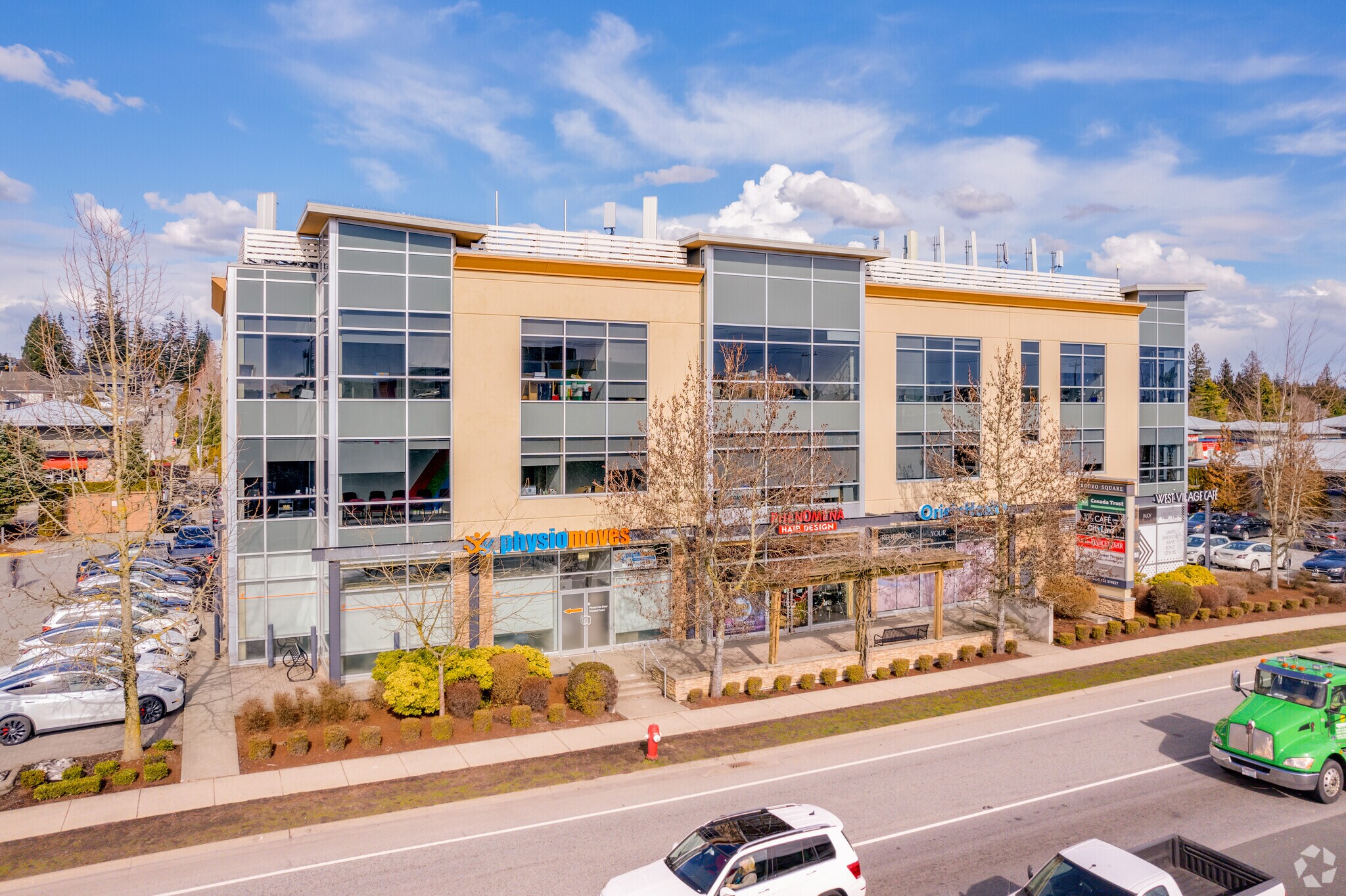 5620 152nd St, Surrey, BC à louer Photo du bâtiment- Image 1 de 11