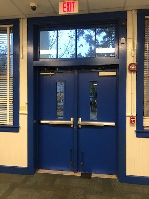 330 W 9th St, Jacksonville, FL à louer Photo du bâtiment- Image 1 de 4