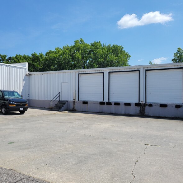 504 N McPherson Church Rd, Fayetteville, NC à louer - Photo du bâtiment - Image 2 de 6