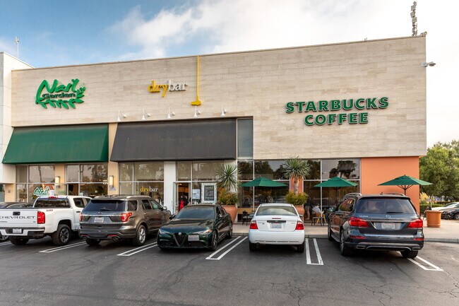 More details for 700 S Sepulveda Blvd, El Segundo, CA - Retail for Lease