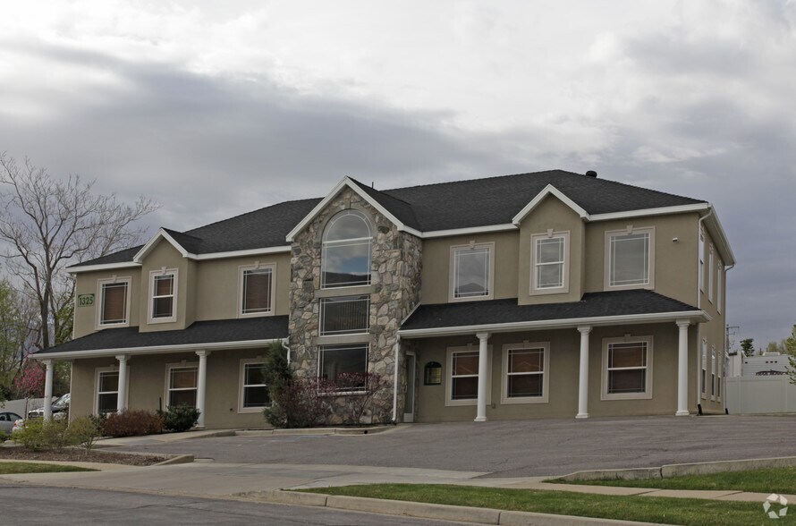1325 N Main St, Bountiful, UT à louer - Photo du bâtiment - Image 3 de 3