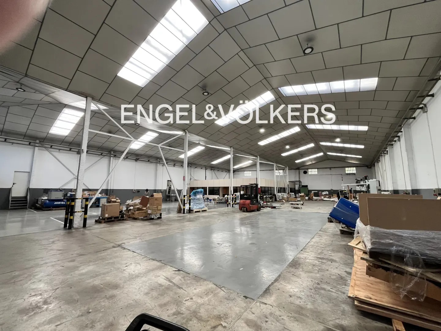 Industriel dans Montcada i Reixac, Barcelona à louer Photo intérieure- Image 1 de 8