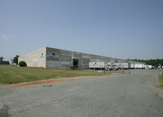 Plus de détails pour 900 Mattress Factory Rd, Mebane, NC - Industriel à vendre