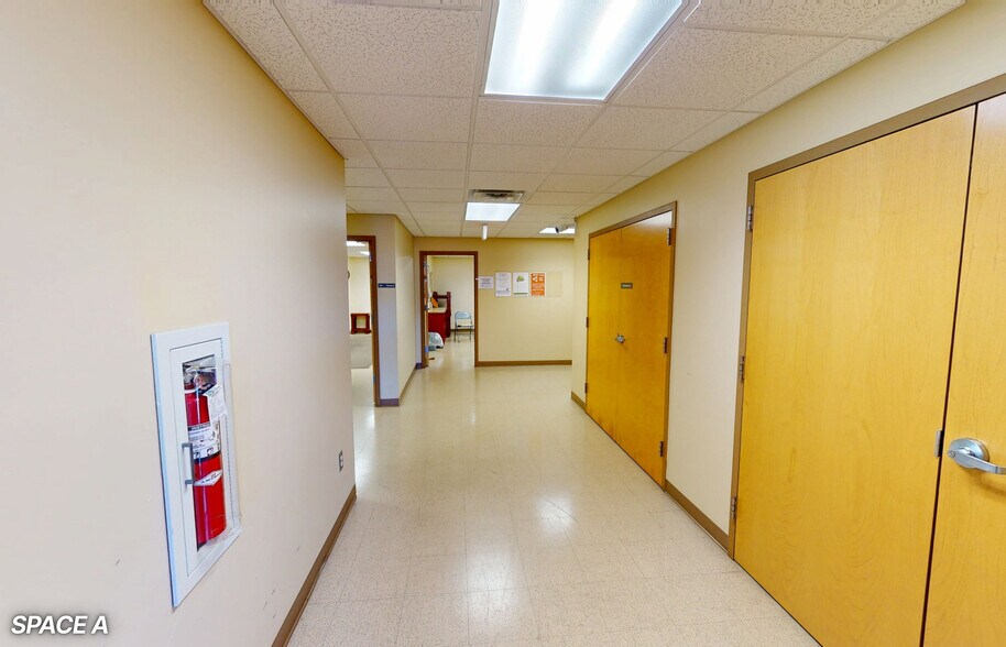 4493 Bonsack Rd, Roanoke, VA à louer - Photo intérieure - Image 3 de 22
