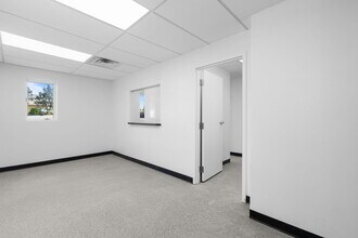 4585 Washington St, Florissant, MO for lease Building Photo- Image 2 of 28