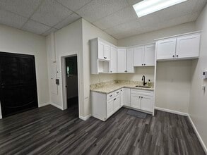 11660-11790 Firestone Blvd, Norwalk, CA à louer Photo intérieure- Image 2 de 3