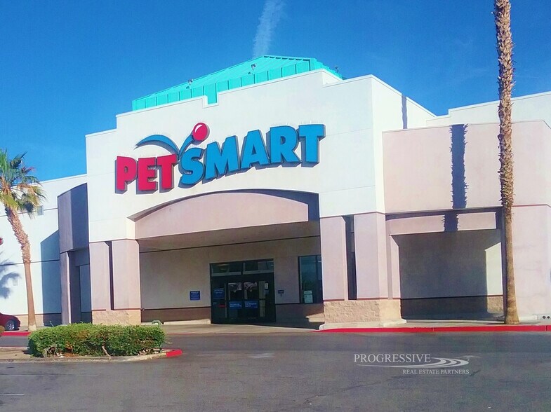 12400-12682 Amargosa Rd, Victorville, CA à louer - Photo du bâtiment - Image 2 de 7