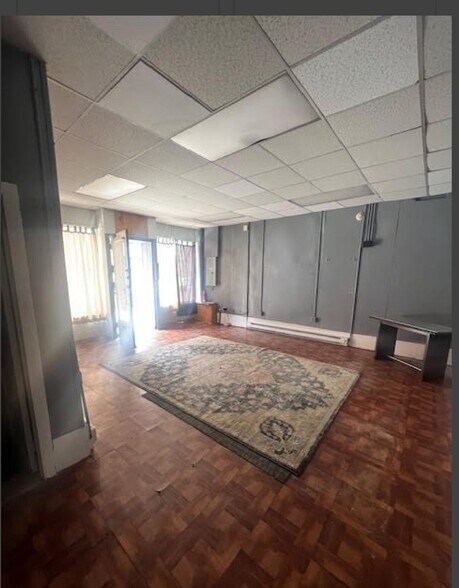 112 New Castle St, Butler, PA à louer - Photo du bâtiment - Image 3 de 7