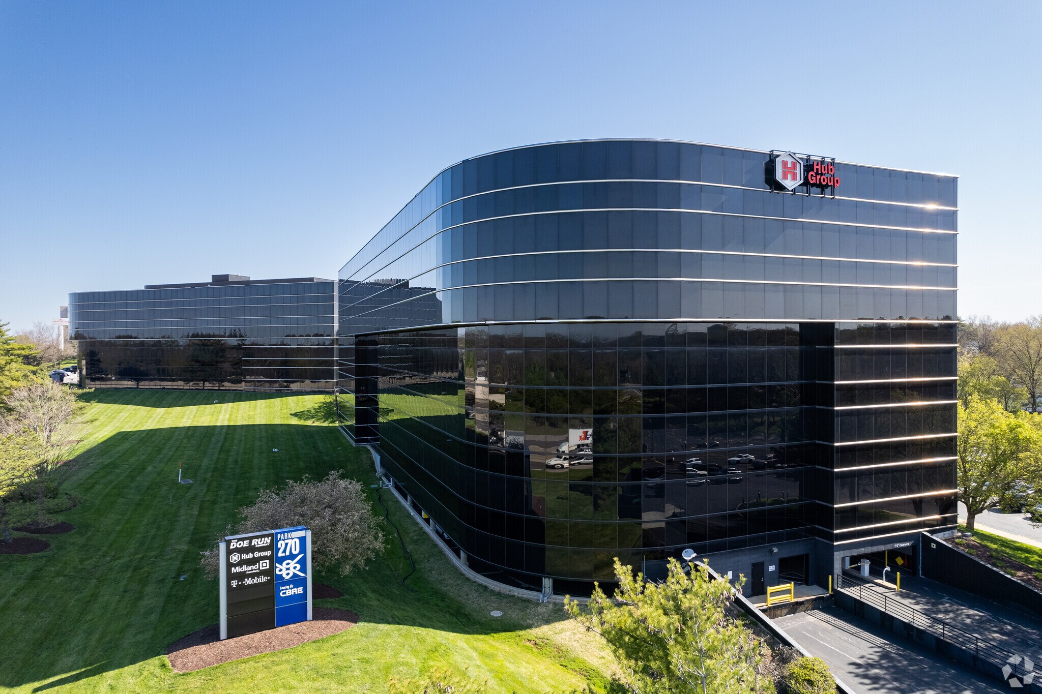 1801 Park 270 Dr, Maryland Heights, MO à louer Photo du bâtiment- Image 1 de 8