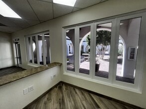 4150 W Peoria Ave, Phoenix, AZ for lease Interior Photo- Image 1 of 5