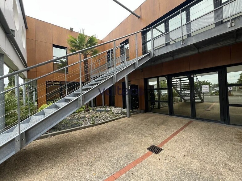 10 Allée Aristide Maillol, Colomiers à louer - Photo du bâtiment - Image 2 de 9