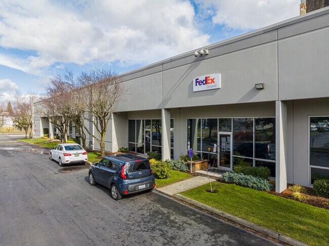 Plus de détails pour 22114-22140 76th Ave S, Kent, WA - Industriel à louer