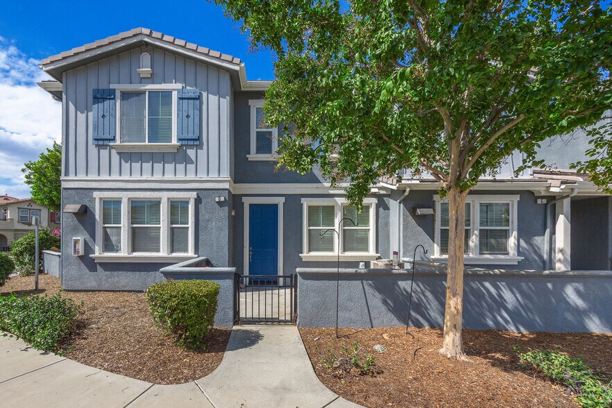 26335 Iris Ave, Moreno Valley, CA for sale - Primary Photo - Image 1 of 1