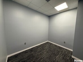 20 Lake Wire Dr, Lakeland, FL à louer Photo intérieure- Image 2 de 4