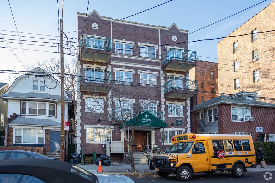 1458 E 14th St, Brooklyn, NY à vendre - Photo du bâtiment - Image 2 de 5