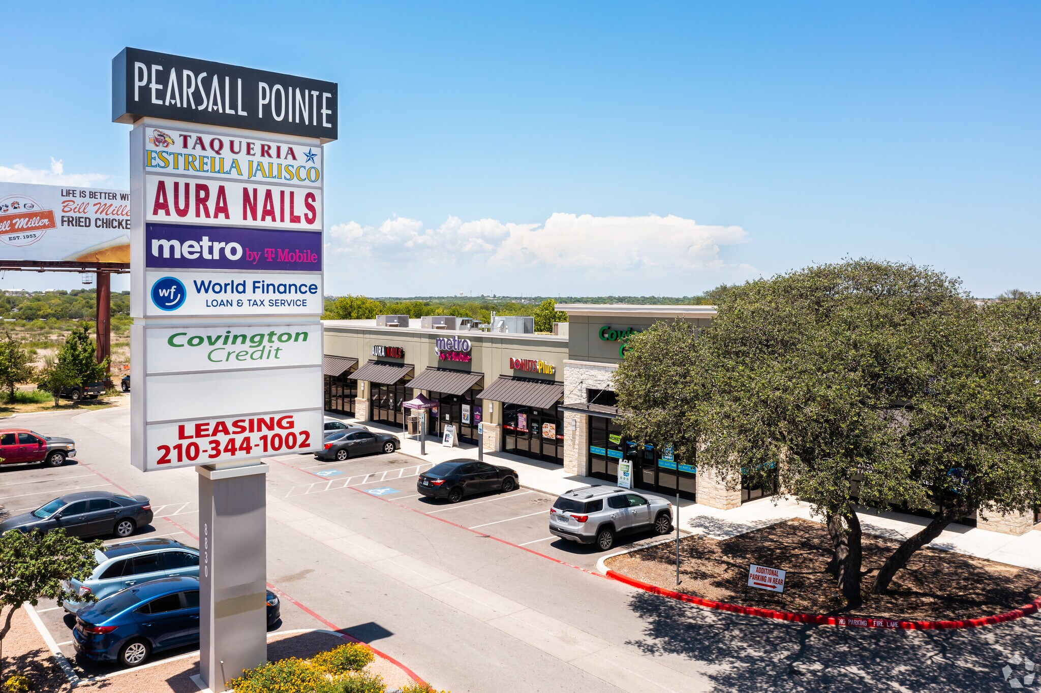 8830 SW Loop 410, San Antonio, TX à louer Photo du bâtiment- Image 1 de 7