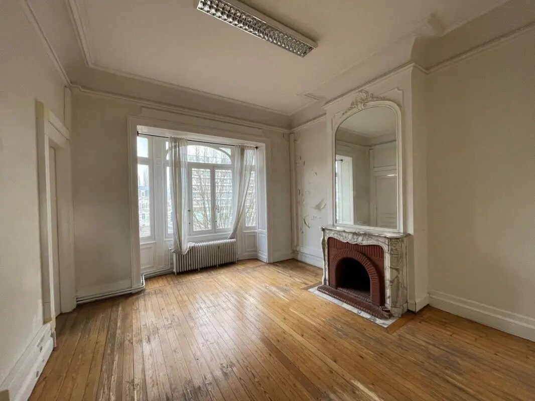 Bureau dans Lille à louer Photo intérieure- Image 1 de 8