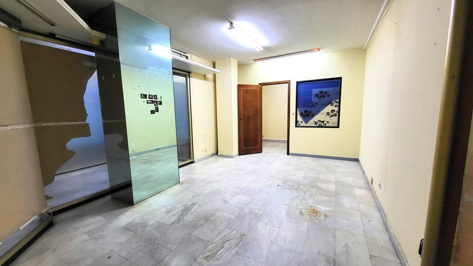 Ávila, AVI 05001 - Unit - - - Interior Photo - Image 2 of 3