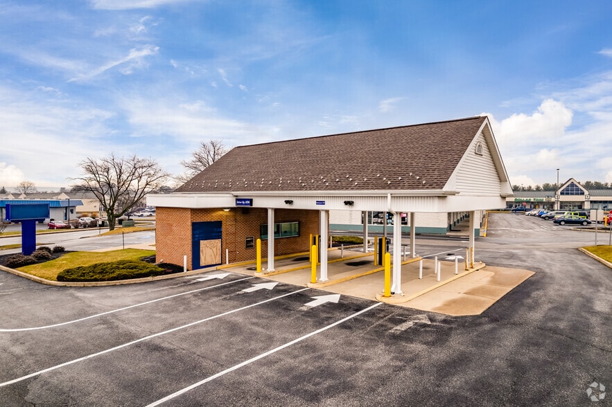 975 Wayne Ave, Chambersburg, PA à louer - Photo principale - Image 3 de 15