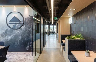 869-893 Powell St, Vancouver, BC à louer Photo intérieure- Image 2 de 7