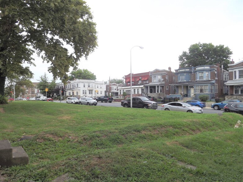 4647 N Broad St, Philadelphia, PA à louer - Photo du bâtiment - Image 3 de 15