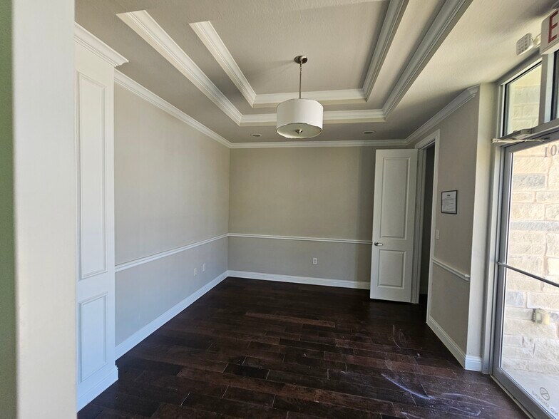 1402 S Custer Rd, McKinney, TX à louer - Photo du bâtiment - Image 3 de 12