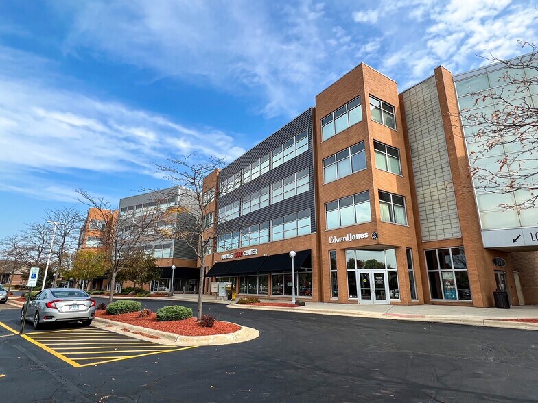 2990 N Perryville Rd, Rockford, IL à louer - Photo du bâtiment - Image 3 de 9