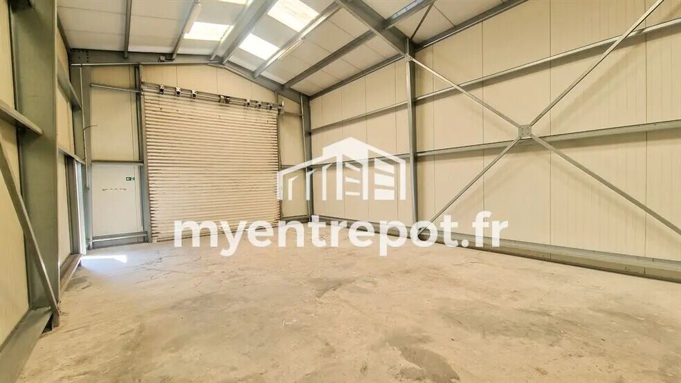 Flex dans Marseille à louer - Photo du bâtiment - Image 2 de 7