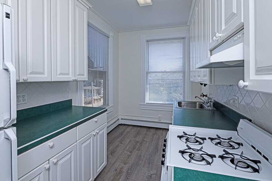 58 Bridge Ave, Bay Head, NJ à louer - Photo intérieure - Image 3 de 7