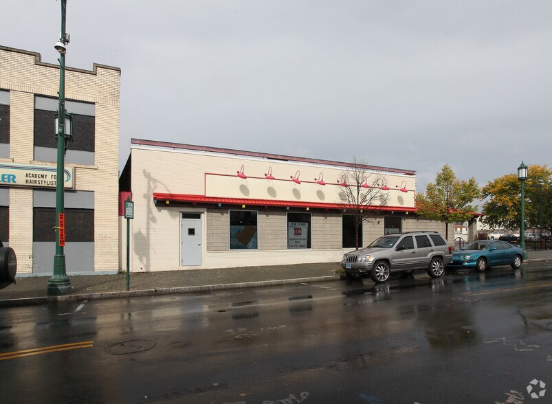 426 Park St, Hartford, CT à vendre - Photo du bâtiment - Image 2 de 6