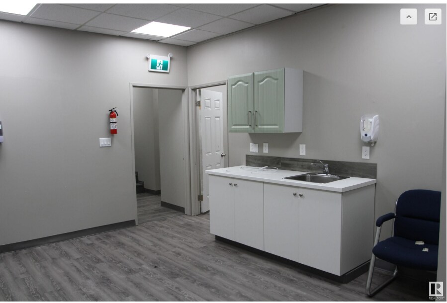 322 McLeod Ave, Spruce Grove, AB for sale Interior Photo- Image 1 of 1