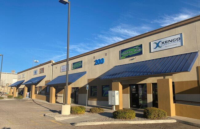 More details for 200 E Sunset Rd, El Paso, TX - Flex for Lease