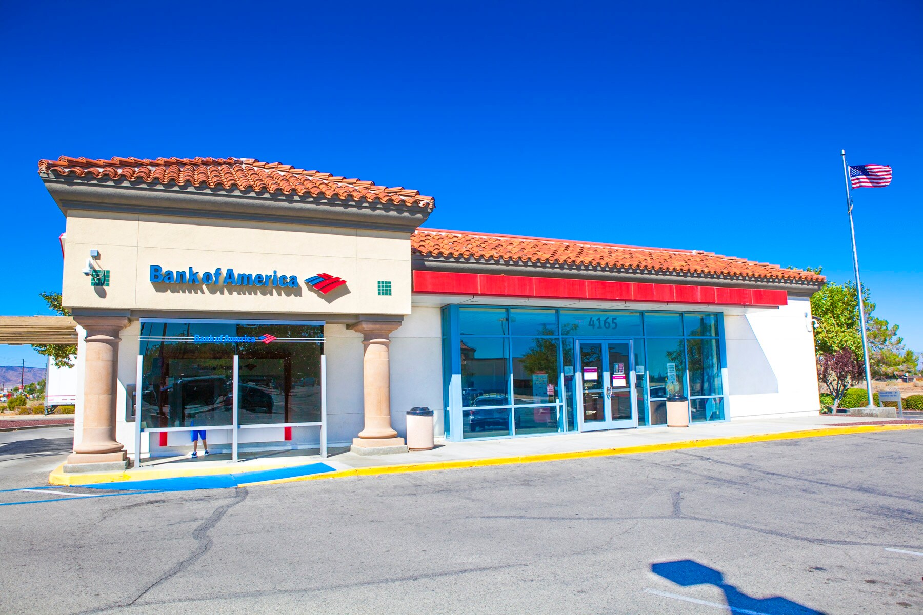 4165 W Avenue L, Lancaster, CA for sale Primary Photo- Image 1 of 1