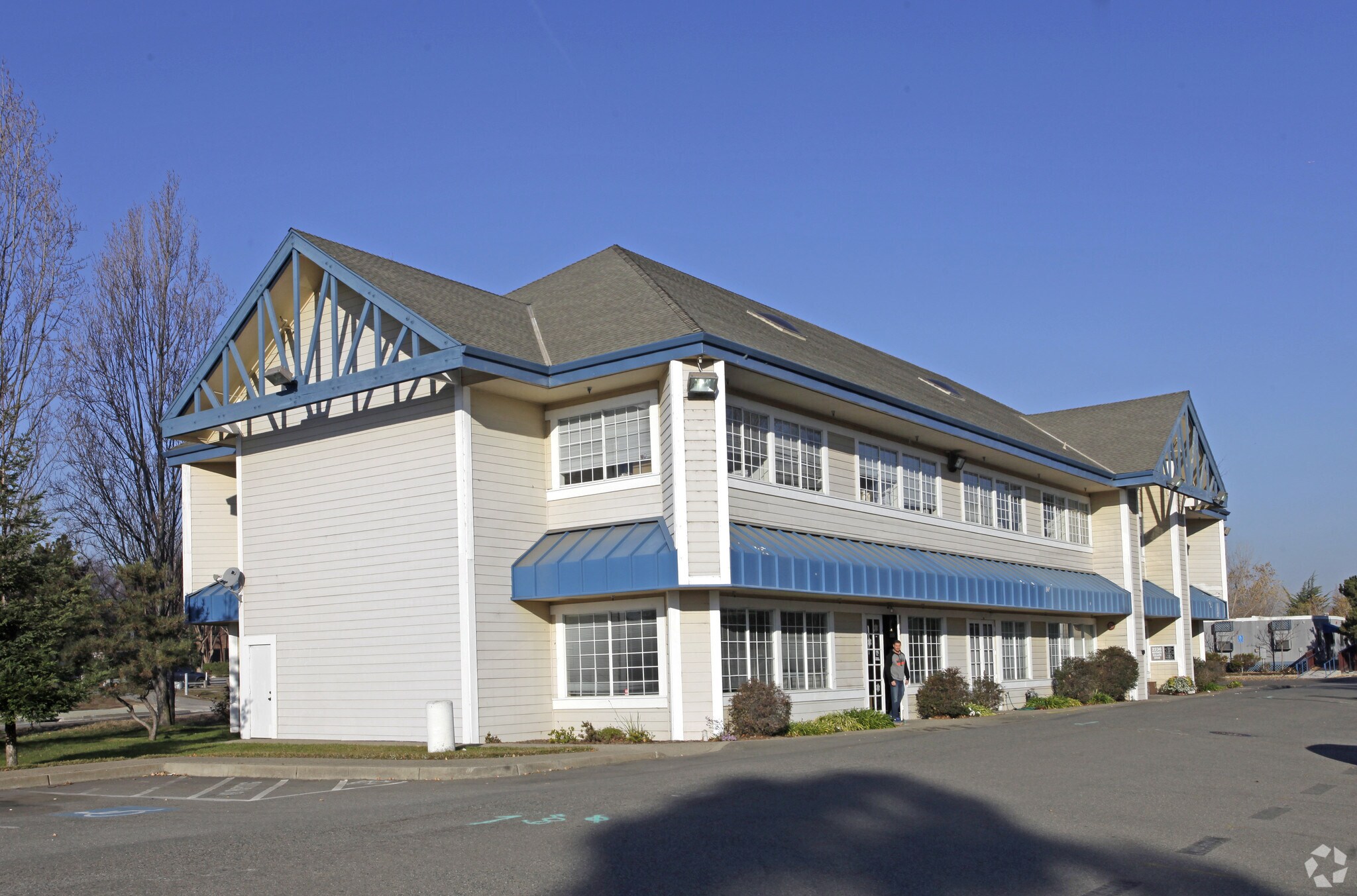 2236 Mariner Square Dr, Alameda, CA à vendre Photo du bâtiment- Image 1 de 45