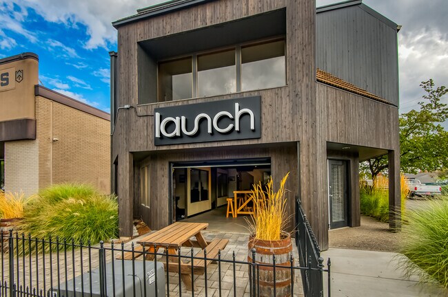 More details for 12290 SW Main St, Portland, OR - Office for Sale