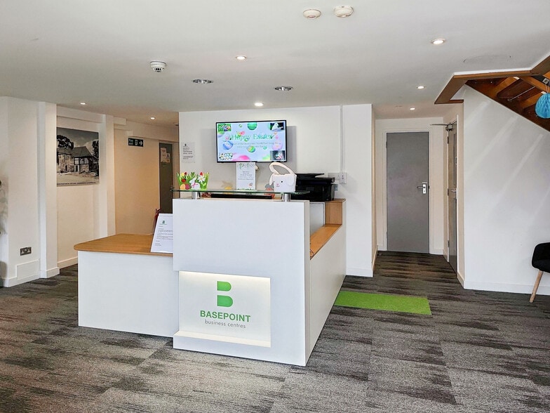 Aerodrome Rd, Gosport for lease - Interior Photo - Image 2 of 10