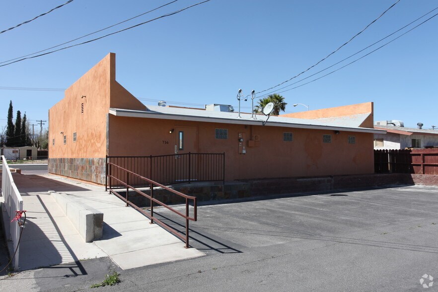 716 S Jones Blvd, Las Vegas, NV à vendre - Photo du bâtiment - Image 2 de 2