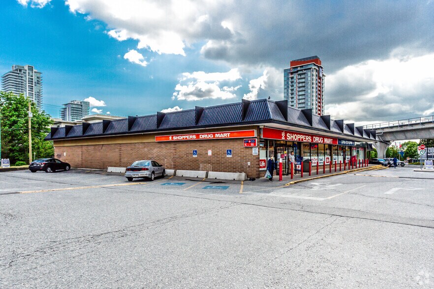 526 Clarke Rd, Coquitlam, BC à vendre - Photo du bâtiment - Image 1 de 1