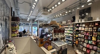 47 High St, London for lease Interior Photo- Image 2 of 3
