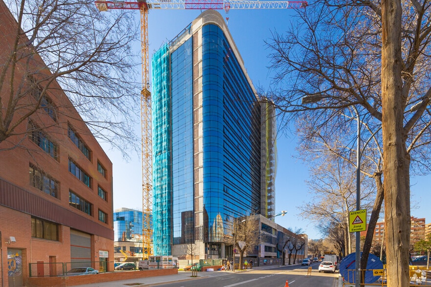 Bureau dans Barcelone, Barcelona à louer - Photo du bâtiment - Image 2 de 5