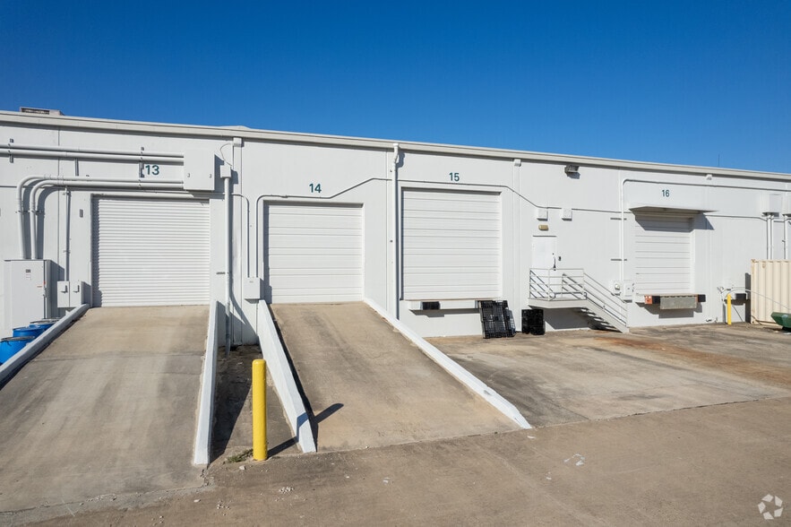 1291 N Post Oak Rd, Houston, TX for lease - Building Photo - Image 2 of 6