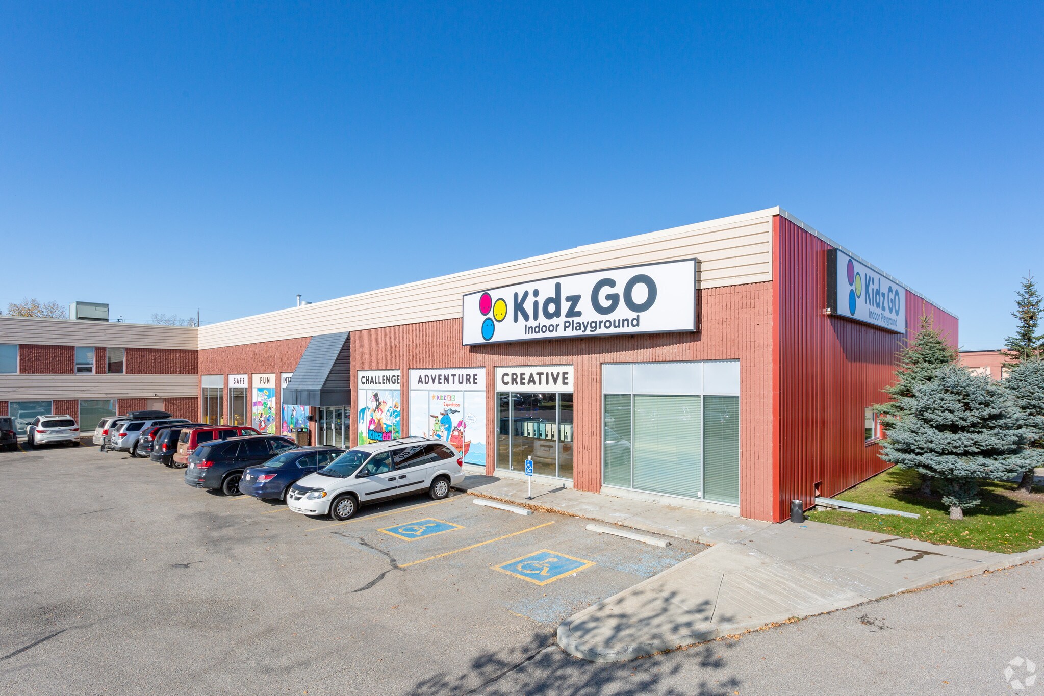 688 Heritage Dr SE, Calgary, AB for sale Primary Photo- Image 1 of 1