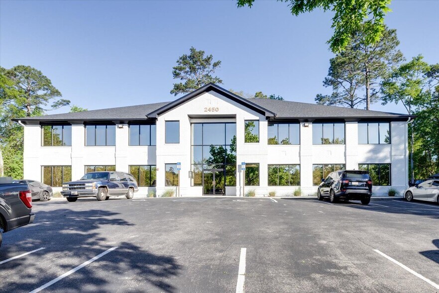 2450-2462 Tim Gamble Pl, Tallahassee, FL à louer - Photo du bâtiment - Image 1 de 29