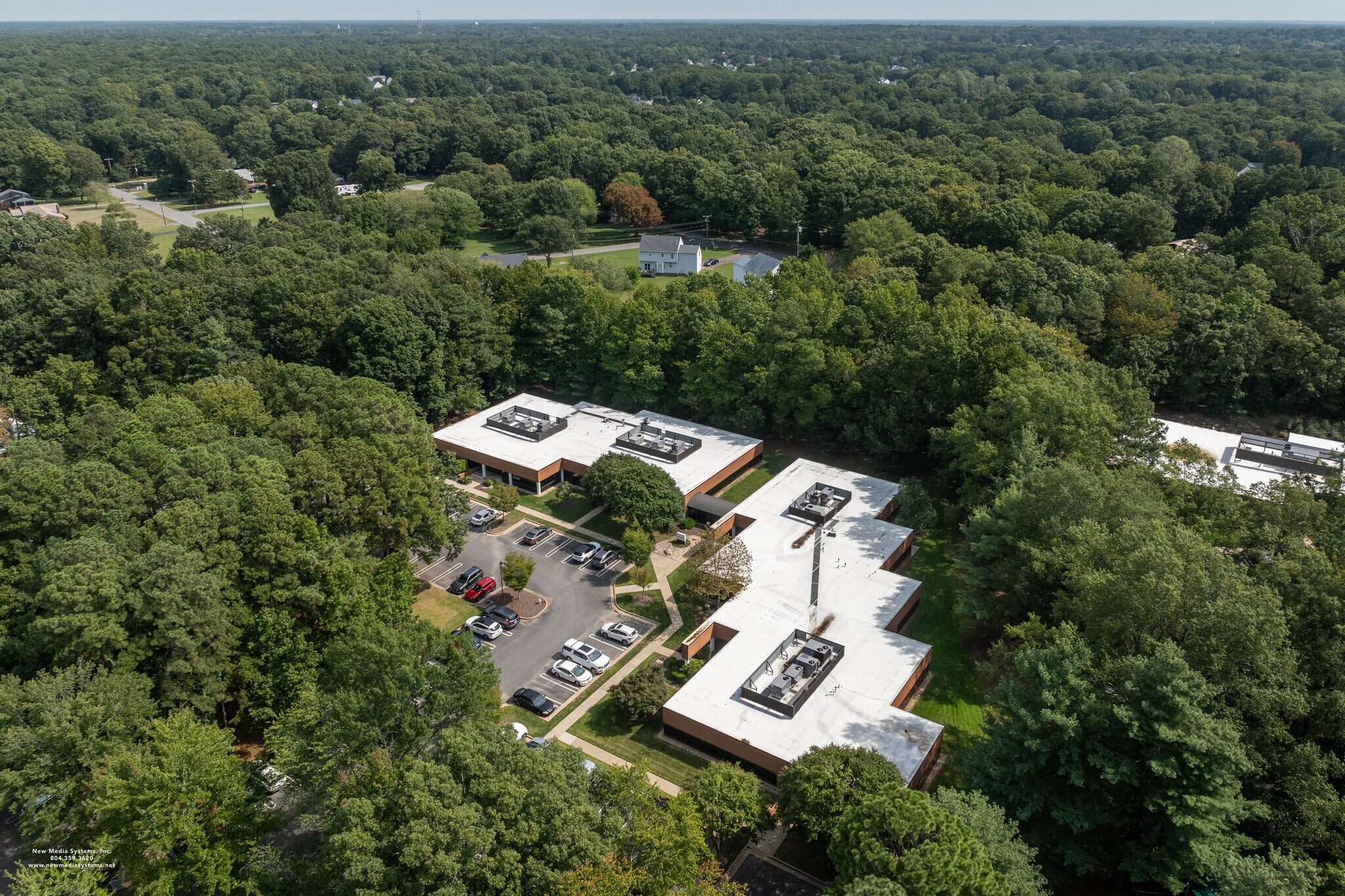 4180-4196 Innslake Dr, Glen Allen, VA à louer Photo du bâtiment- Image 1 de 12