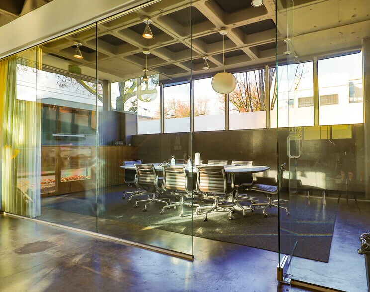 1700 SE 11th Ave, Portland, OR à vendre - Photo intérieure - Image 2 de 20