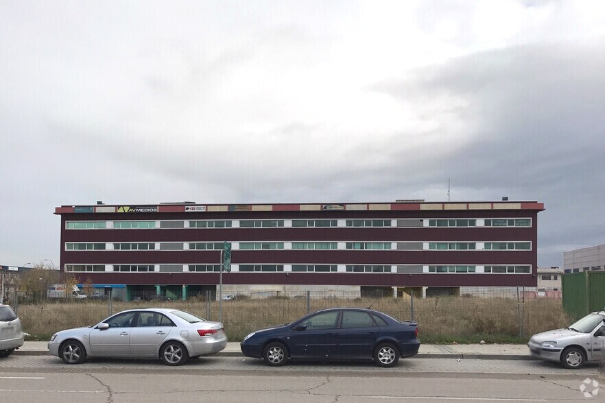 Industriel dans Madrid, Madrid à louer - Photo du bâtiment - Image 3 de 3