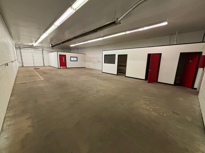 745 E Highland St, Allentown, PA à louer - Photo du bâtiment - Image 2 de 6